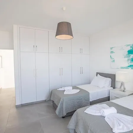 Willa Rent Your Dream Holiday And Look Forward To Relaxing Beside Your Private Pool 1709 *