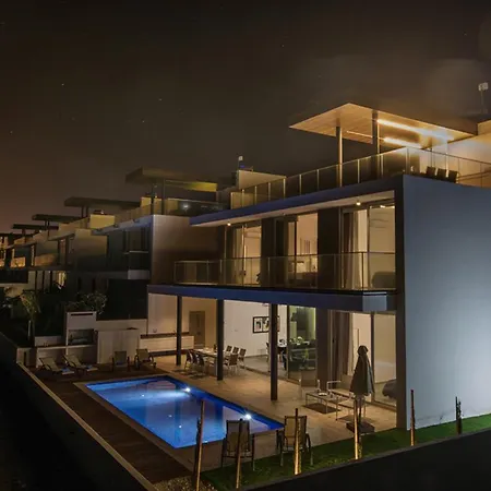 فيلة Rent Your Dream Holiday And Look Forward To Relaxing Beside Your Private Pool 1709 *