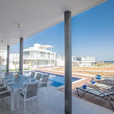 Rent Your Dream Holiday And Look Forward To Relaxing Beside Your Private Pool 1709 * Protaras